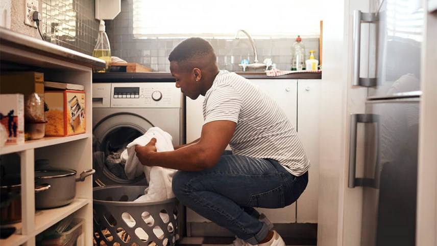 Comment éliminer les taches après avoir lavé les vêtements