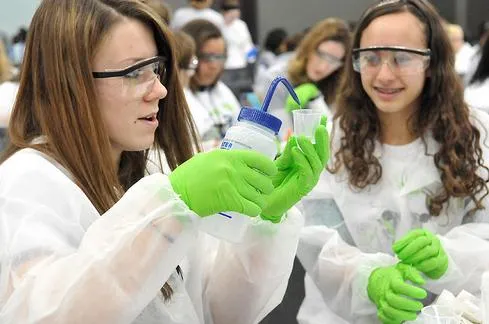 12 STEM Resources For Young Women 
