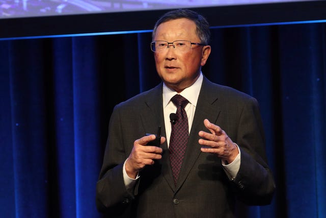 JohnChen-BlackBerry-JPRUTH.jpg?quality=80&format=jpg&width=640