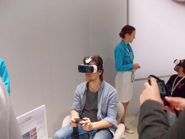 Gear VR Innovator Edition running with Samsung Galaxy S6