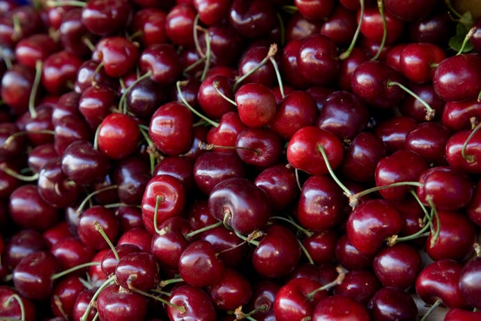 A photo of cherries