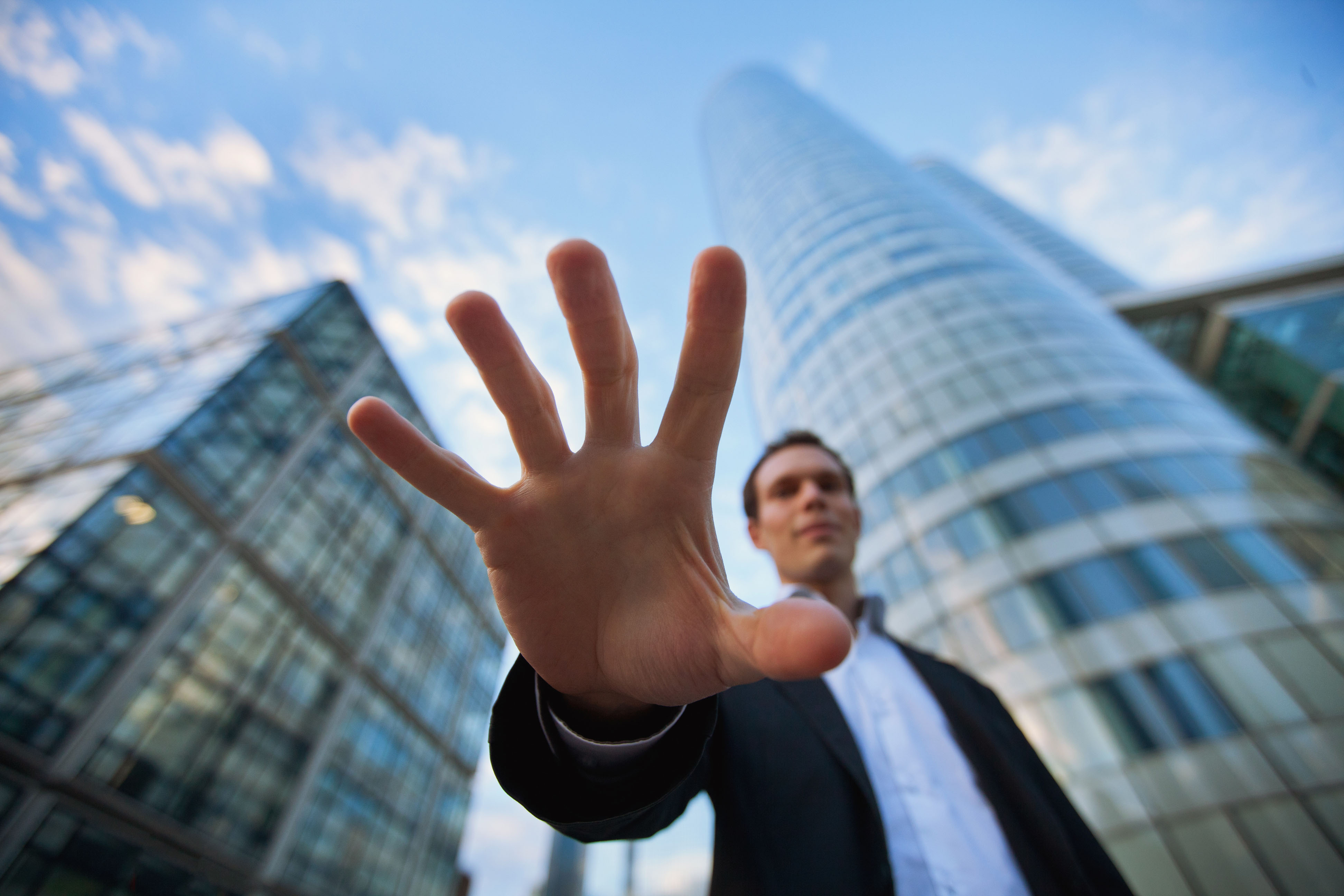 Steal-It Campaign Utilizes OnlyFans Models to Attract Attention