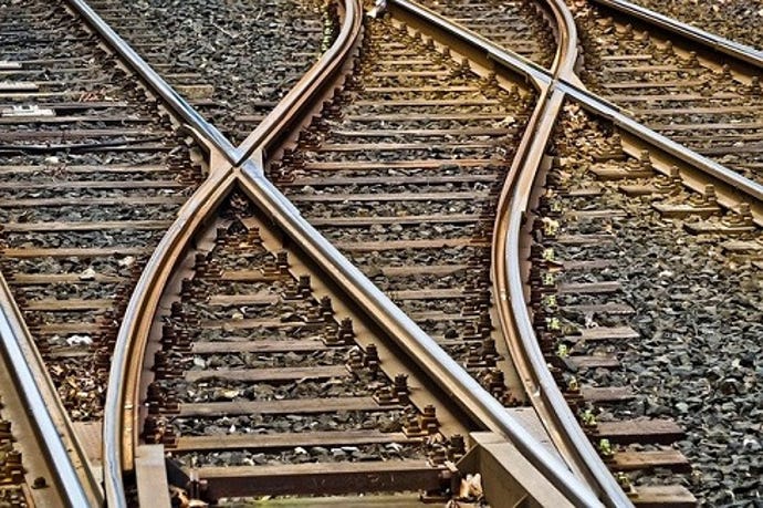 traintrack-pixabay.jpg