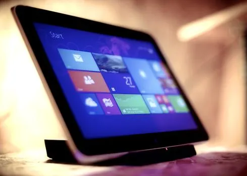 10 Windows Tablets, Laptops Under $200: Holiday Steals