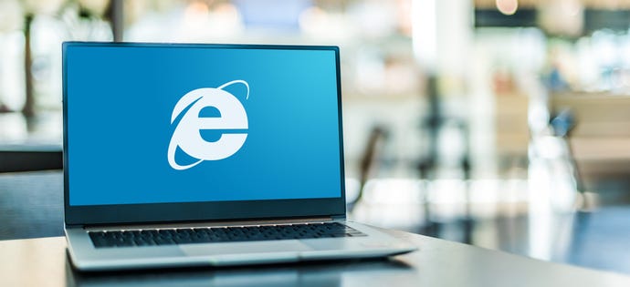 Internet Explorer logo on desktop screen