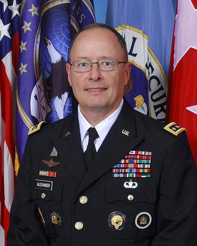 480px-General_Keith_B._Alexander_in_service_uniform.jpg