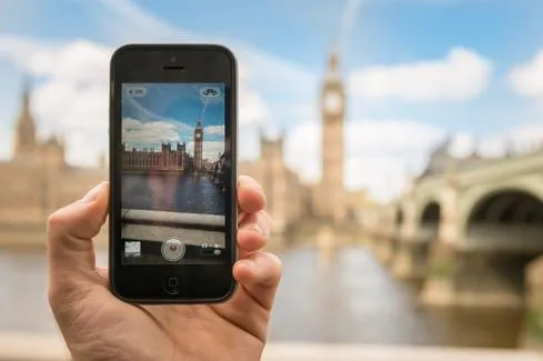 10 iPhone, Android Apps For Your Summer Travels
