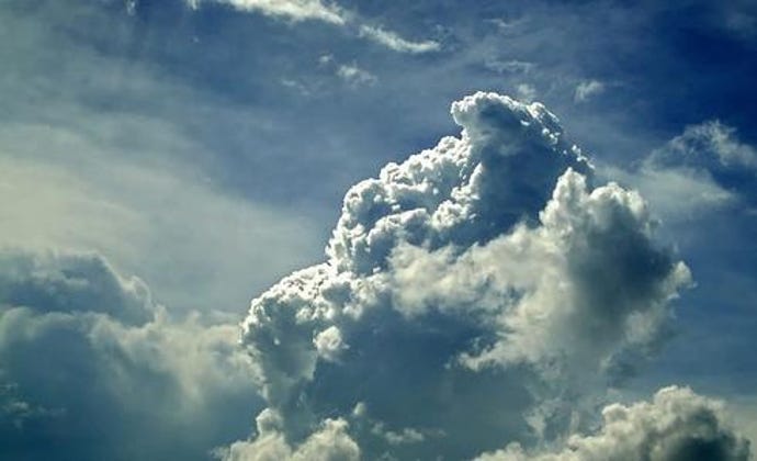 800px-Cumulus_cloud_before_rain.jpg