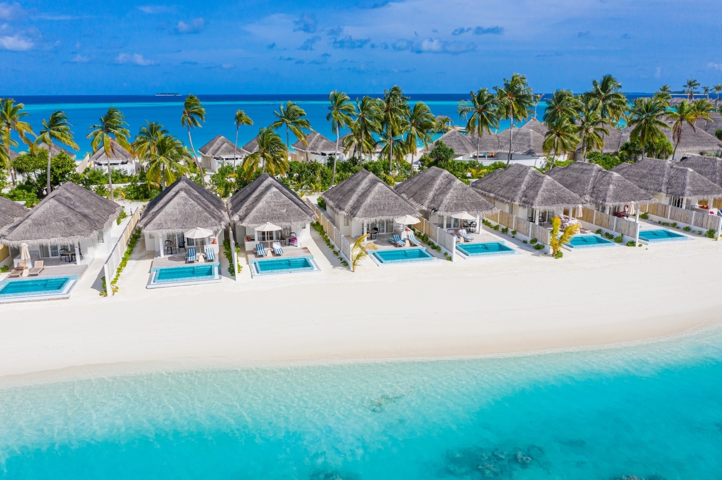 BEACH VILLAS