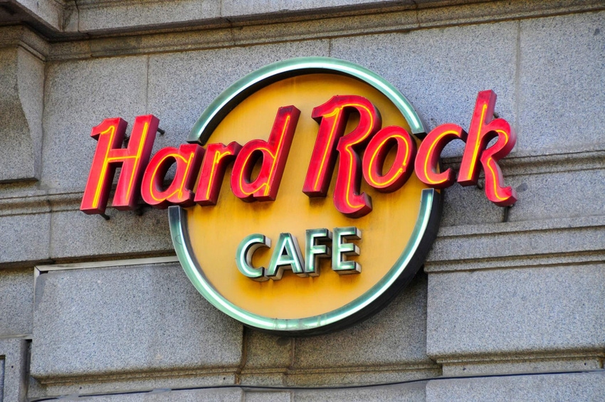 Hard Rock Cafe restaurant sign