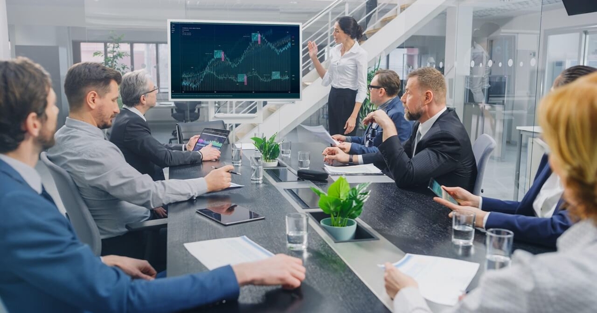 CIO Advice: Navigating Disruption with C-Suite Experts CIO Advice: Navigating Disruption with C-Suite Experts