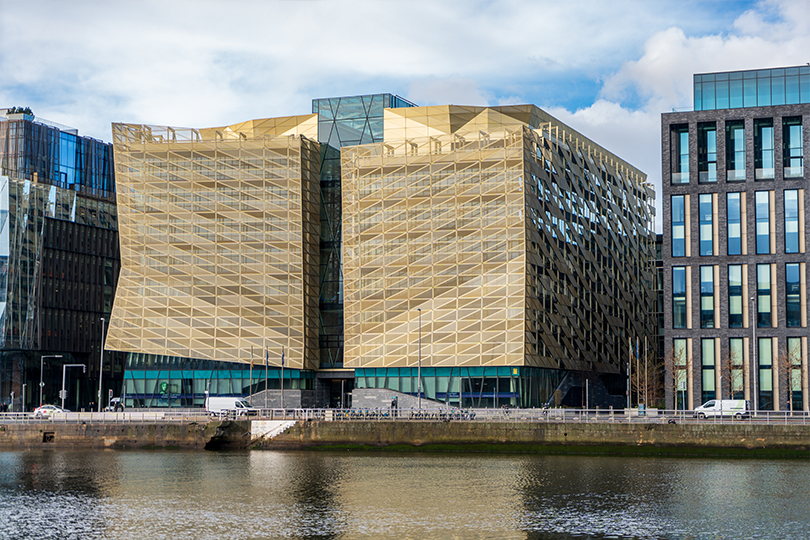 Card (M) - Central Bank of Ireland.png