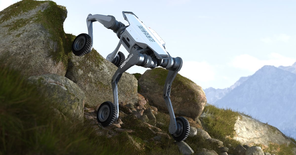 Robotic Dog Uses AI to Climb Steps, Speed Down Mountains