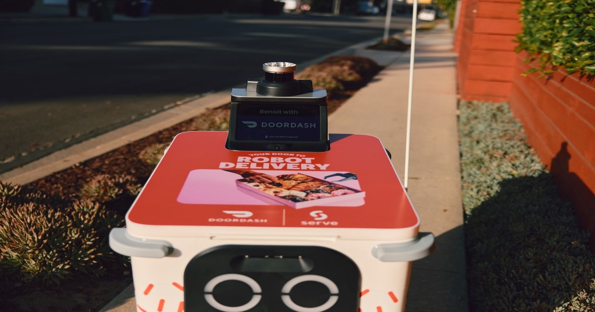DoorDash en Serve Robotics Breiden Bereik van Bezorgrobots uit