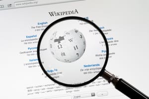 Magnifying glass on the start page of Wikipedia Magnifying glass on the start page of Wikipedia