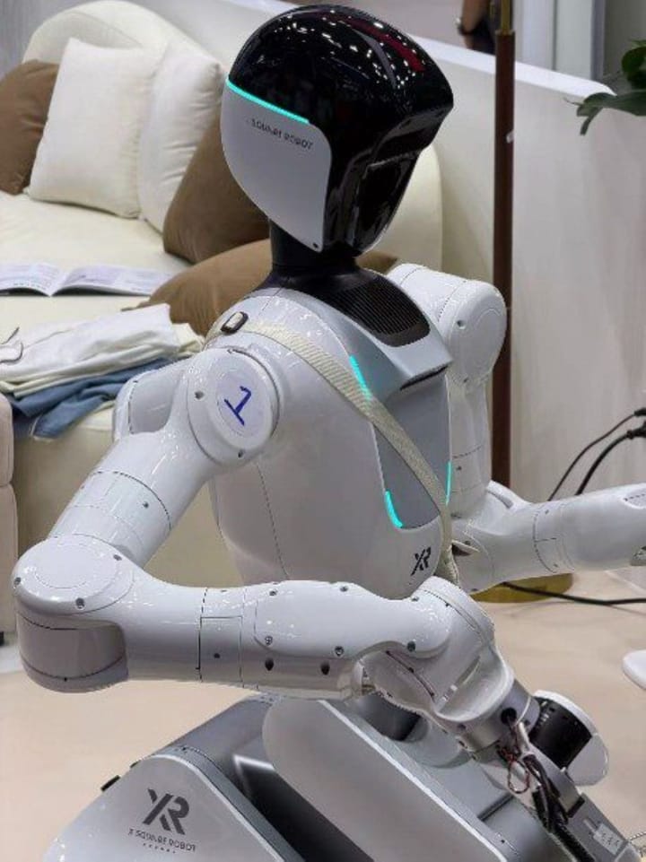 Humanoid Robot Boom Boosts Cobot Supply
