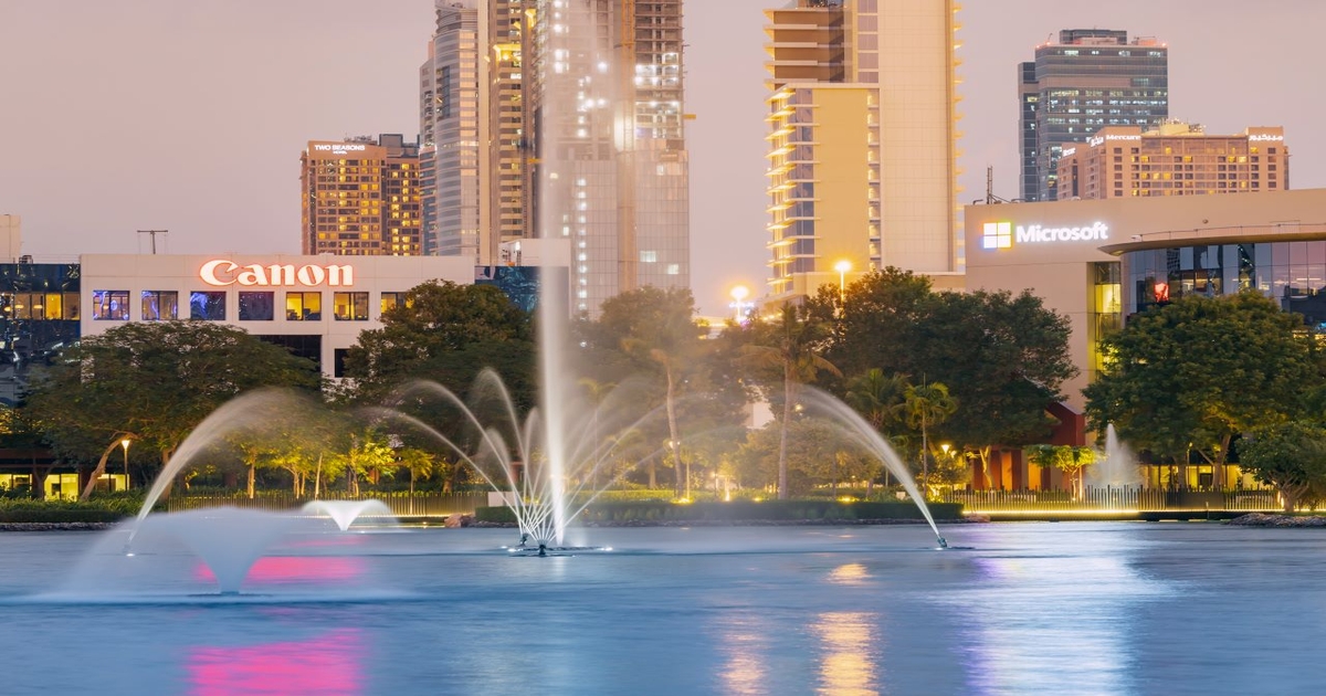 Microsoft Investeert $15 Miljard in de AI-Industrie van de VAE