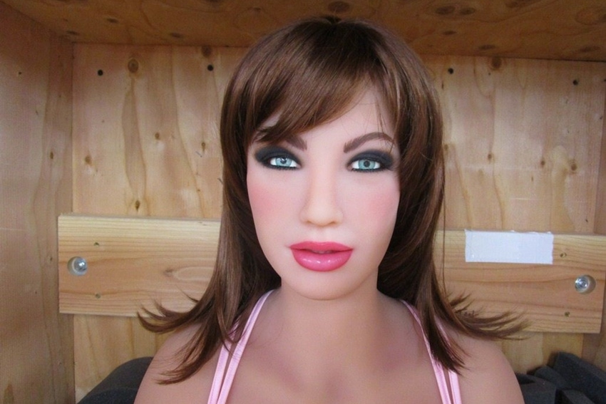 Computer generated female with brown hair