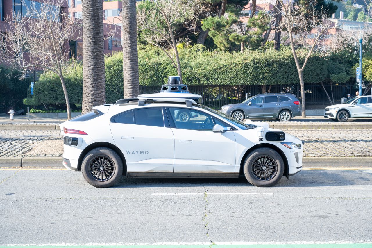 Waymo Building New Waymo Robotaxi now Running Fully Autonomously on US Roads