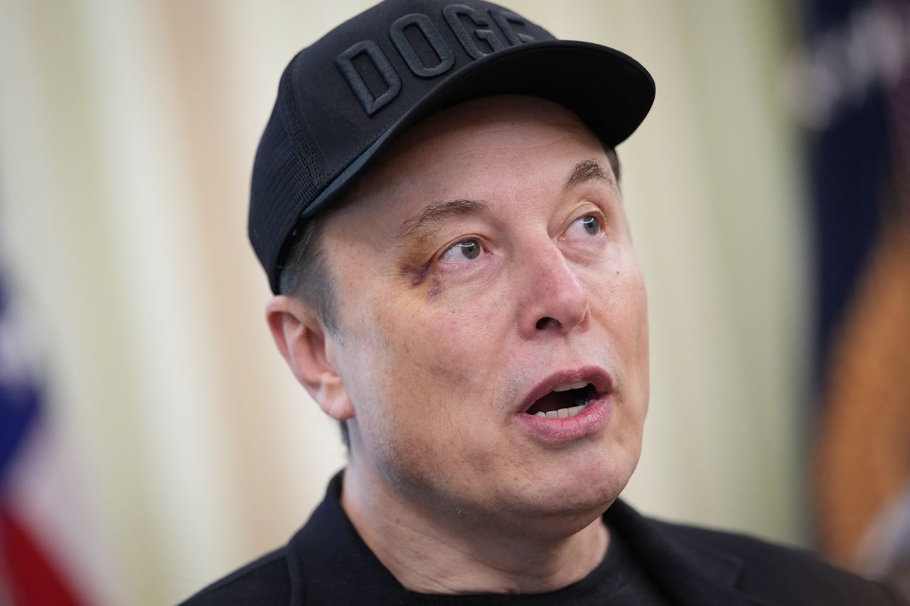 Musk Reveals Chip Megaproject Spanning Tesla, SpaceX and XAI