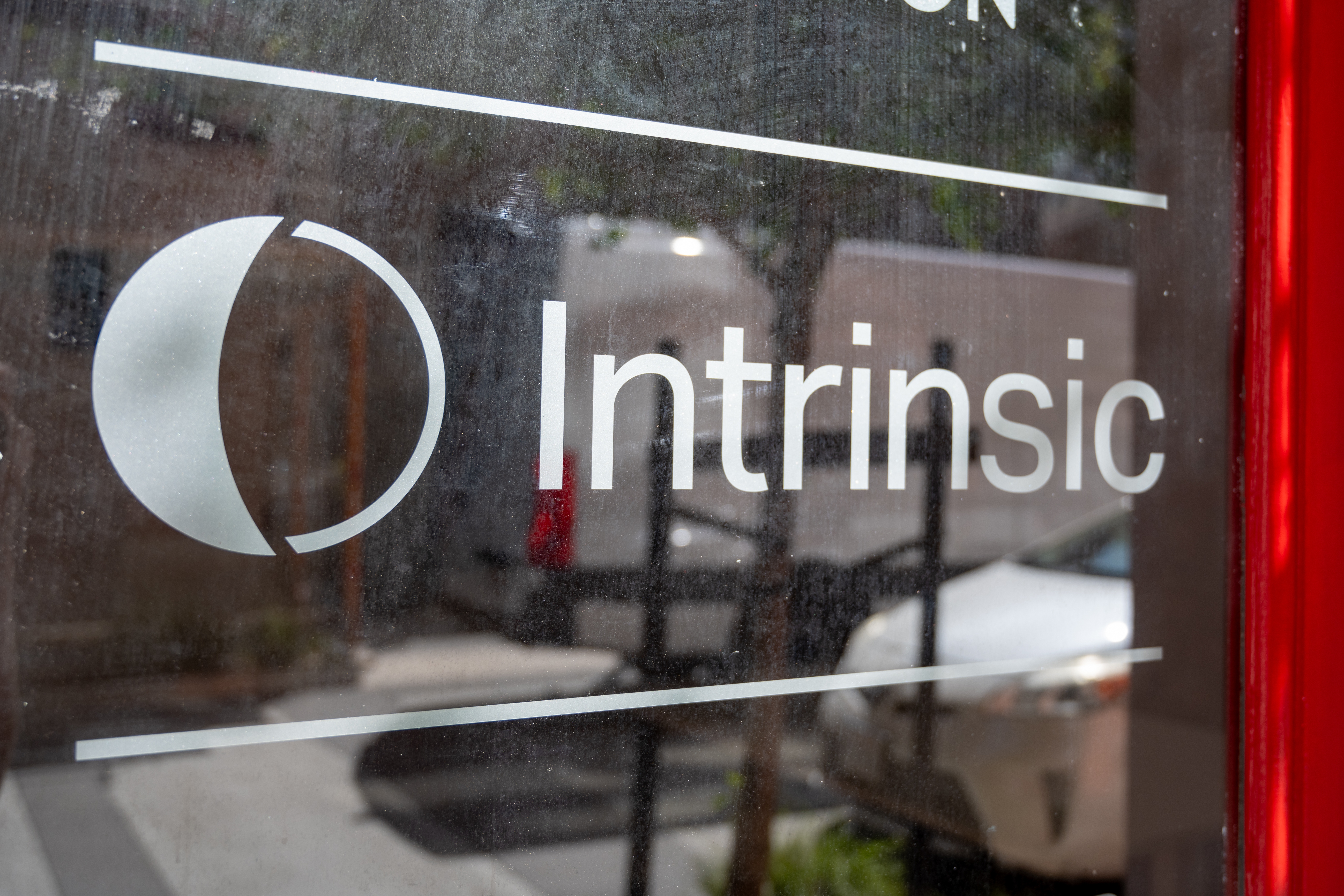 Intrinsic Joins Google to Accelerate Physical AI