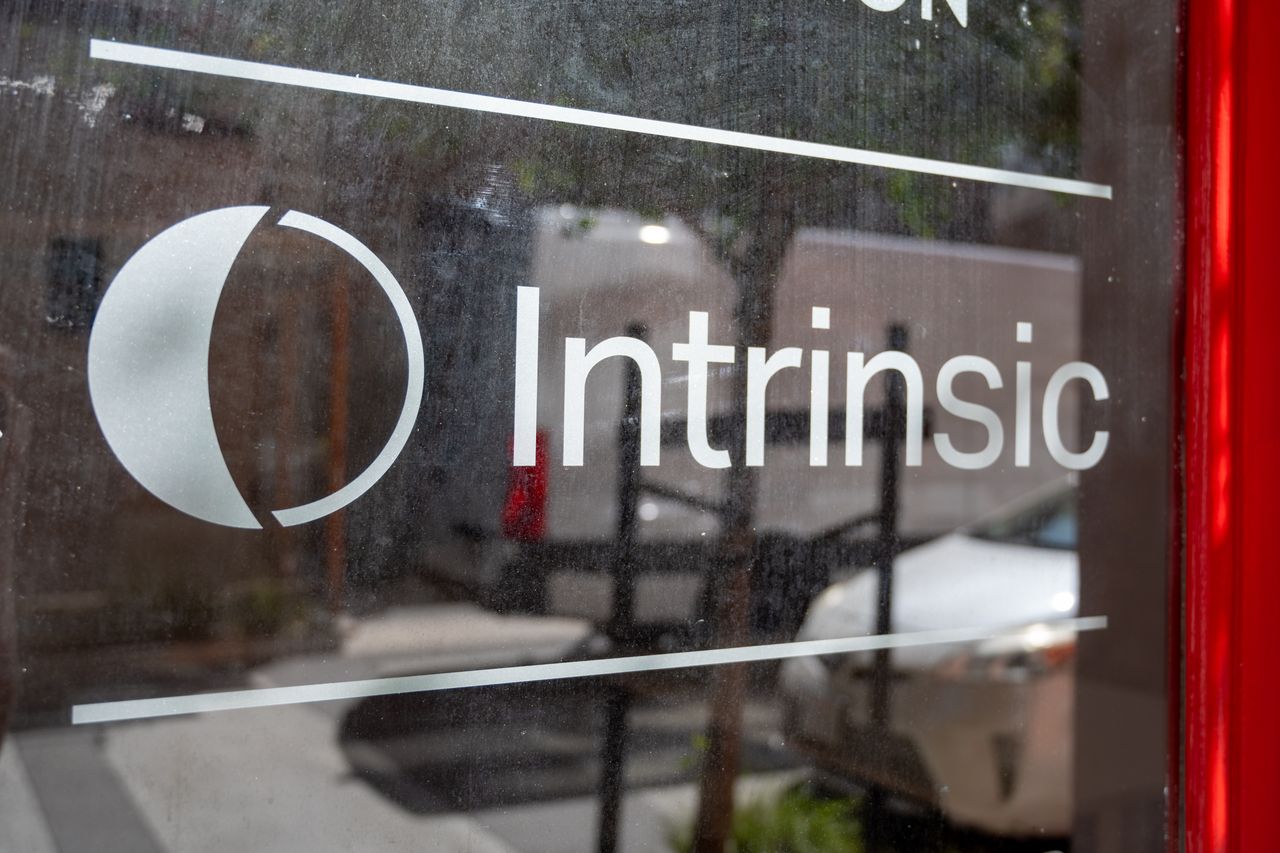 Intrinsic Joins Google to Accelerate Physical AI
