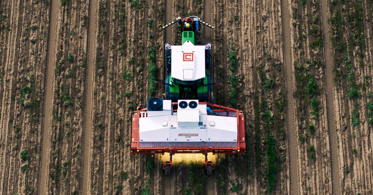 Op Afstand Beheerde Zelfrijdende Tractoren voor AI- landbouw