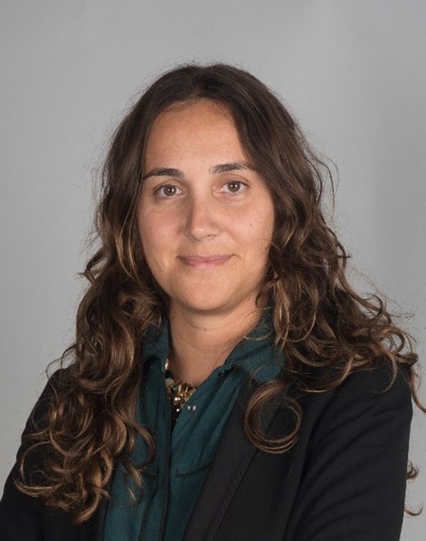 Presenter - Ema Paulino