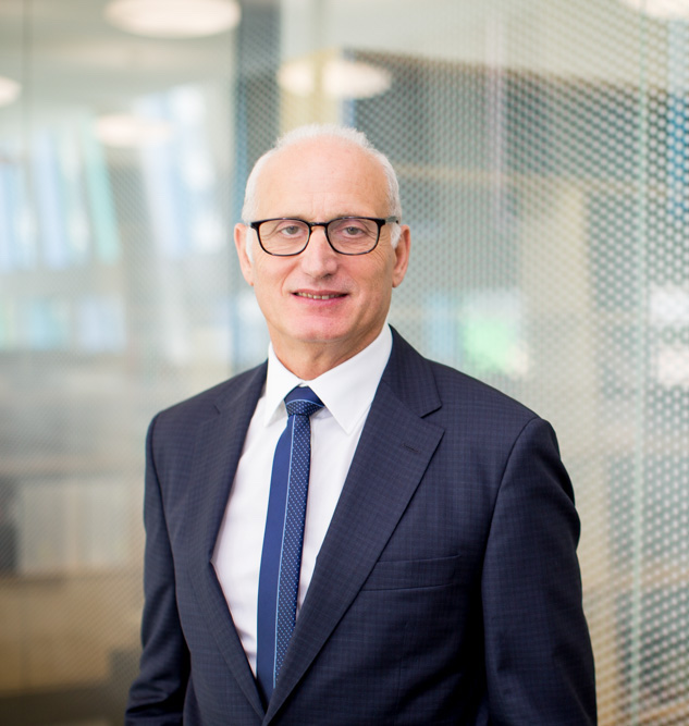 Presenter - Charlie Benrimoj