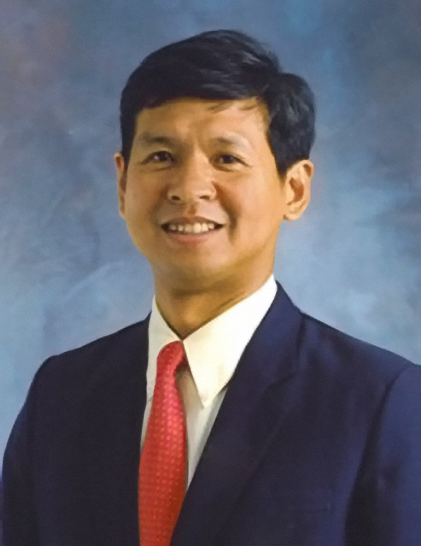 Presenter - Wirat Tongrod