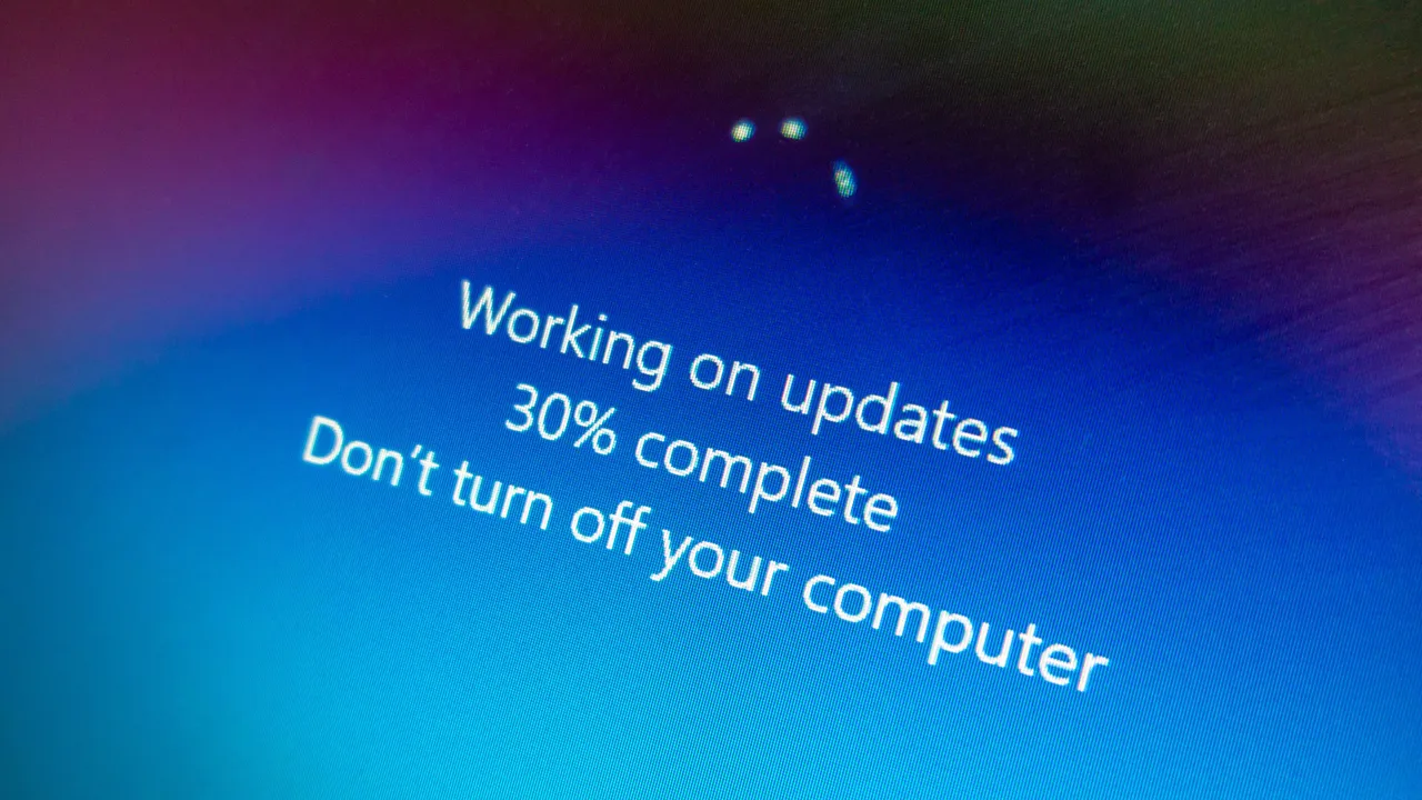 Windowsアップデートのブルースクリーン Windowsアップデートのブルースクリーン