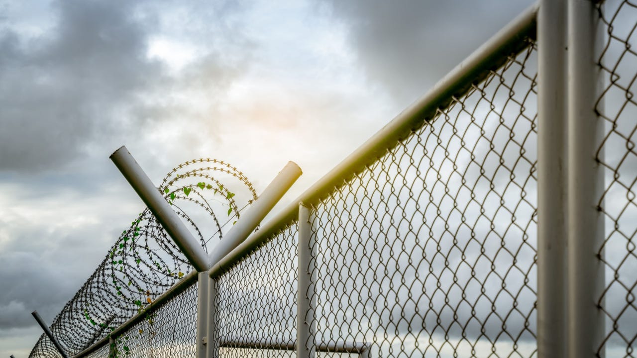 Initial Access Broker Self-Patches Zero Days as Turf Control