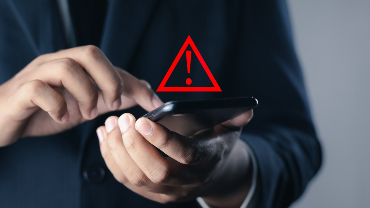 WhatsApp Bug Anchors Targeted Zero-Click iPhone Attacks
