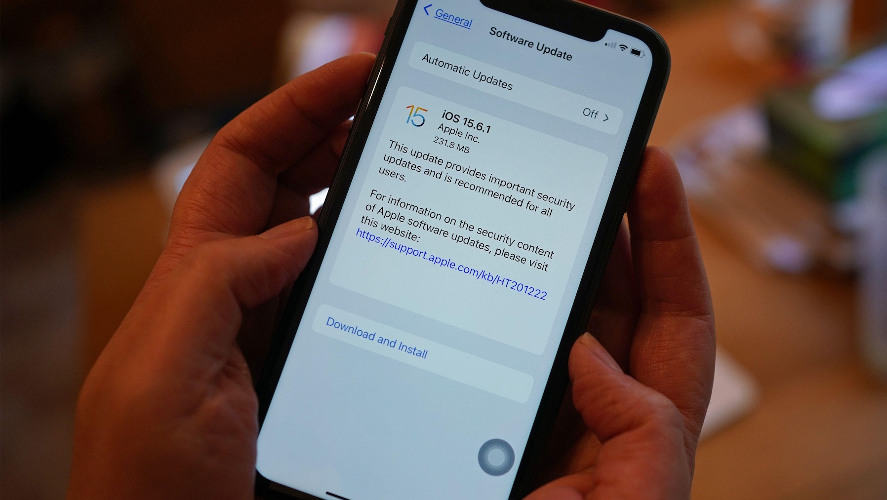 French Advisory Sheds Light on Apple Spyware Activity