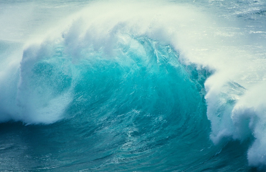 Atlantic ocean and tidal wave breaking