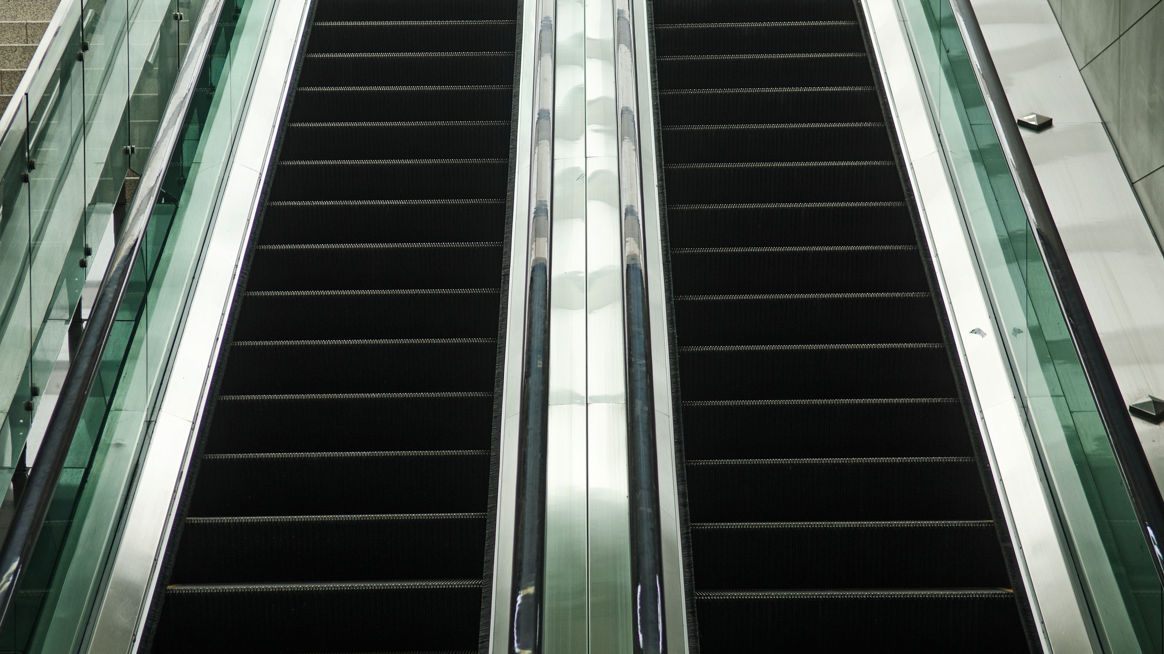 EoP Flaws Again Lead Microsoft Patch Day