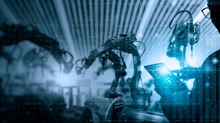 AI Takes Control of Robotic Arm in 16 Minutes Flat
