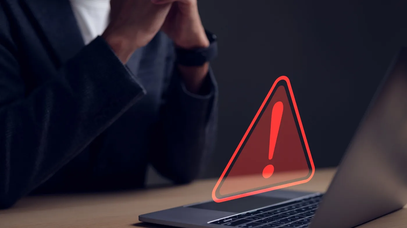 Computer notification error maintenance concept.