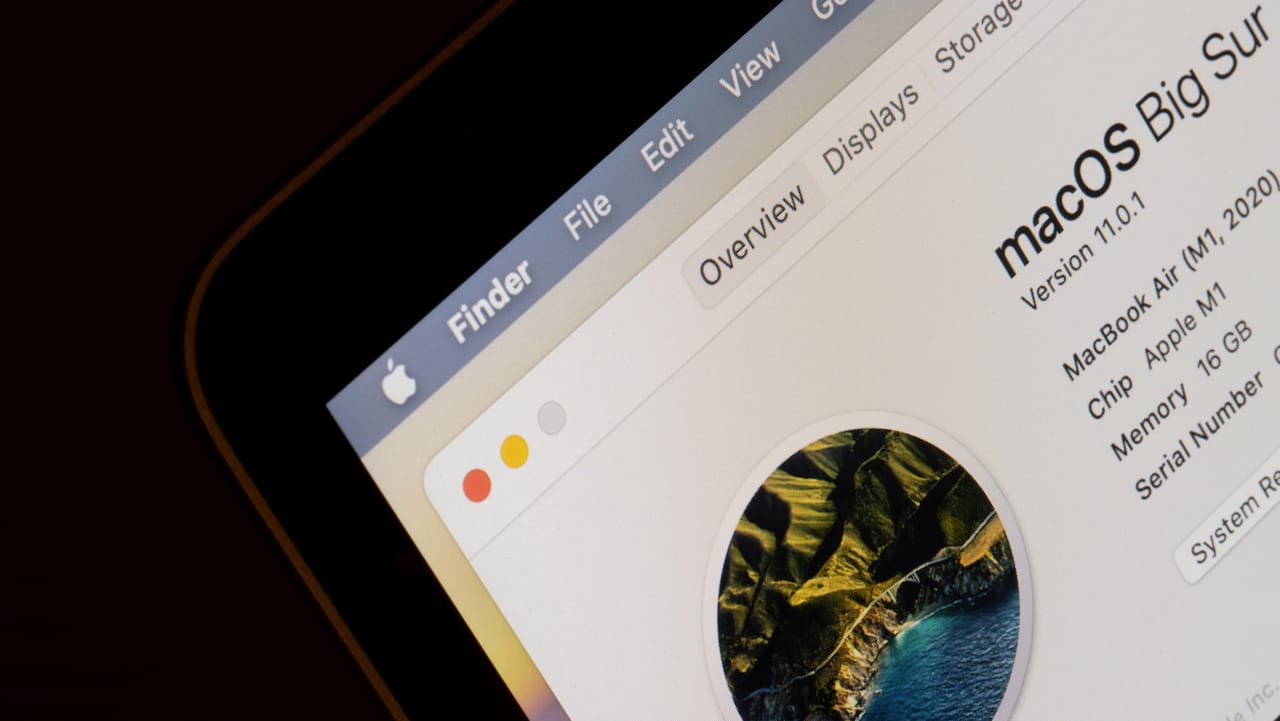 macOS Big Surを実行している新しいMacBook Air macOS Big Surを実行している新しいMacBook Air