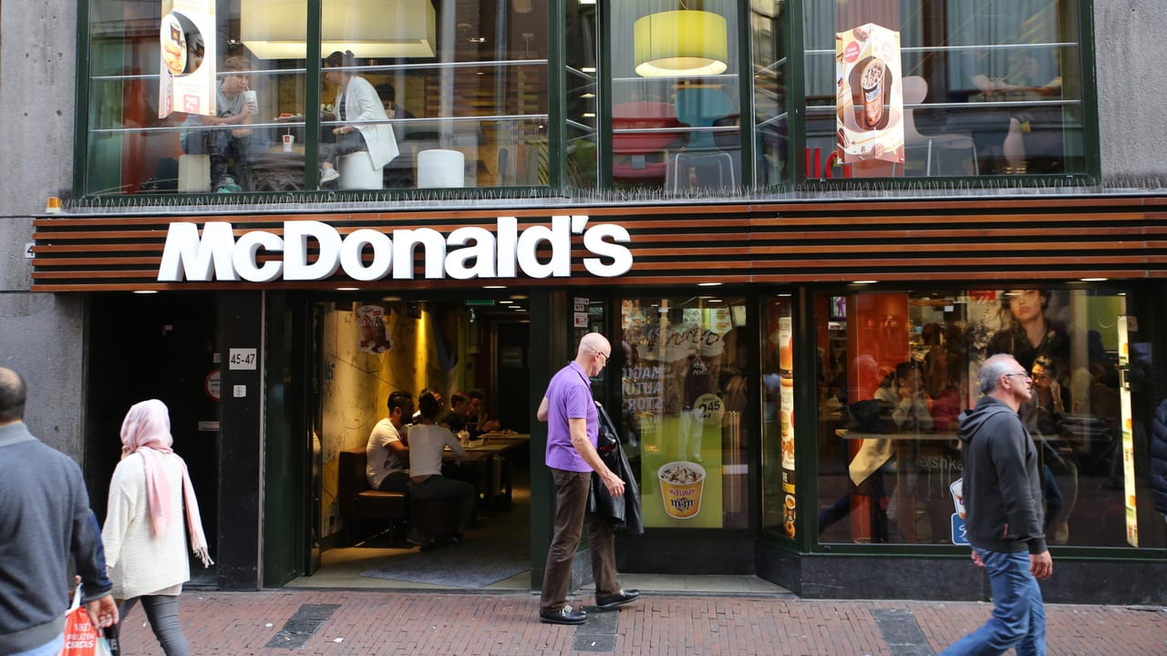 アムステルダムのマクドナルド店舗 アムステルダムのマクドナルド店舗