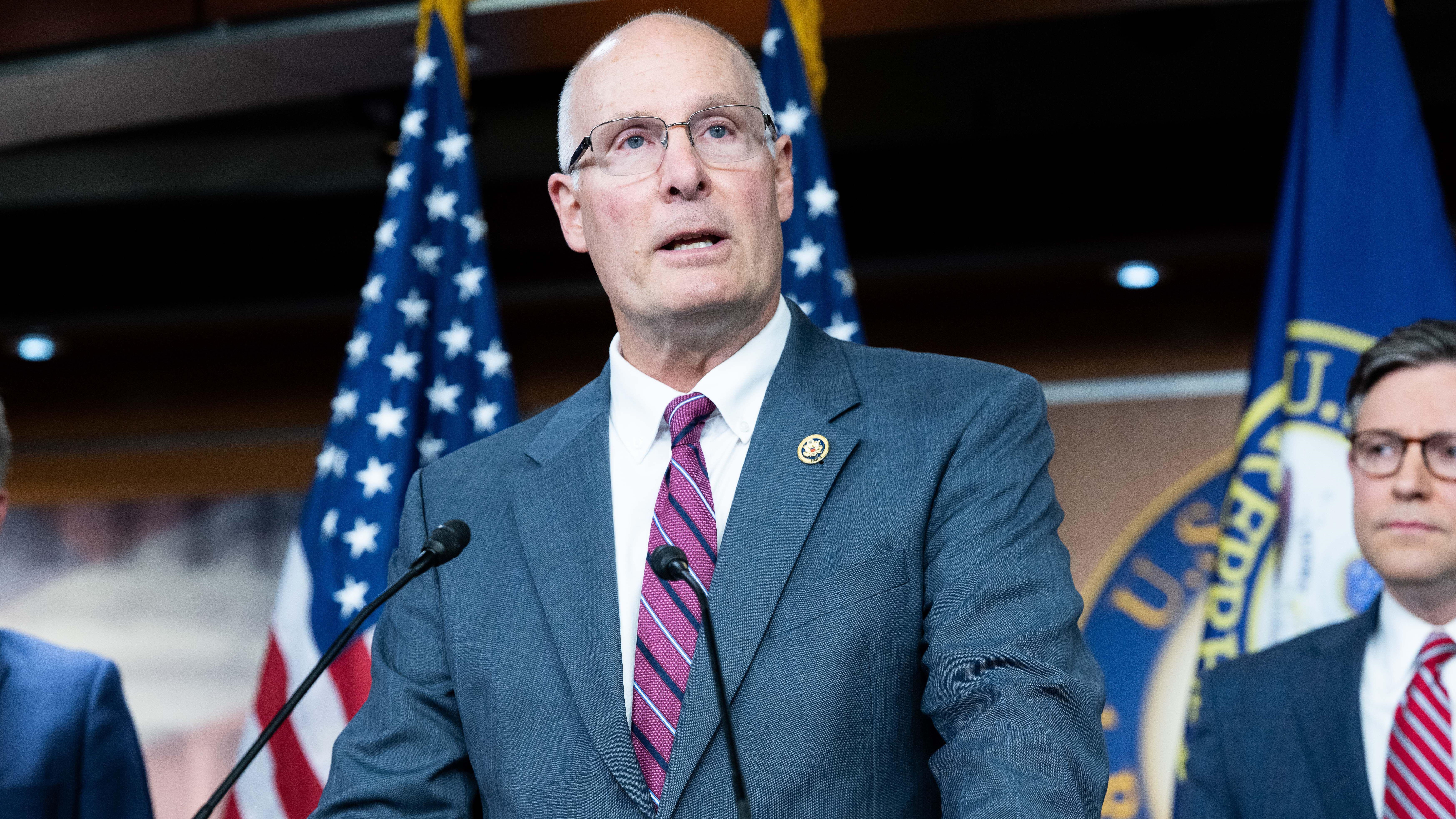 Chinese Hackers Allegedly Pose as US Lawmaker