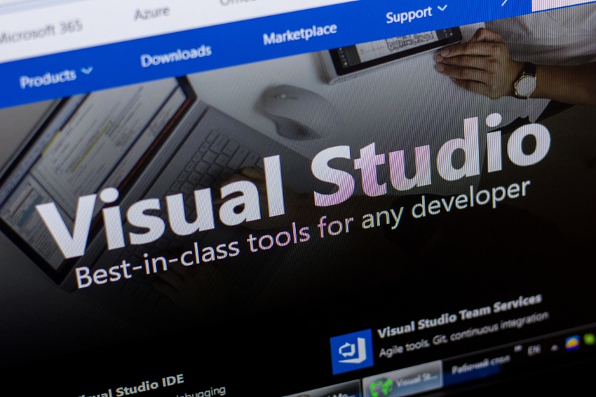 homepage of VisualStudio website on the a computer display screen