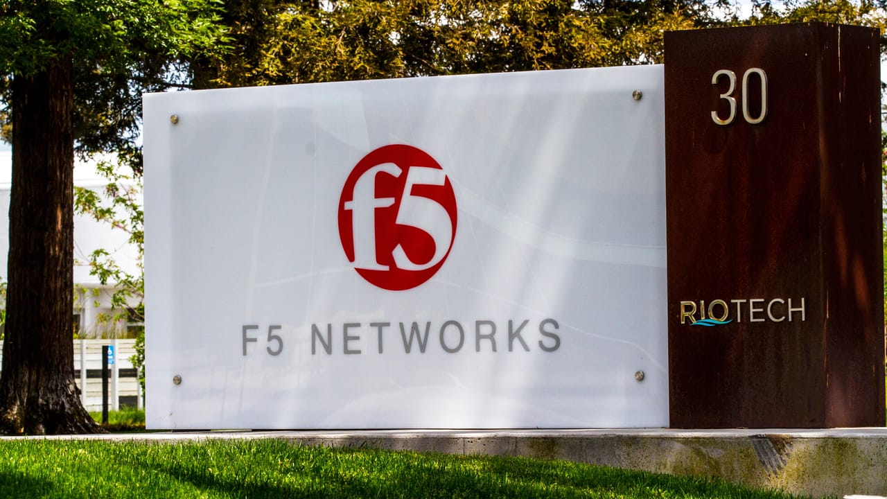 シリコンバレーのF5オフィスの看板 シリコンバレーのF5オフィスの看板