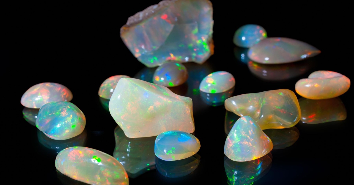 Cybercriminals use Greasy Opal to create 750 million fake Microsoft accounts