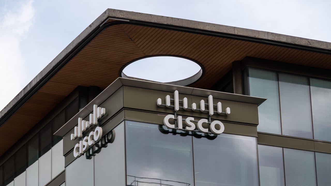 フランスにあるCiscoの建物の外観 フランスにあるCiscoの建物の外観