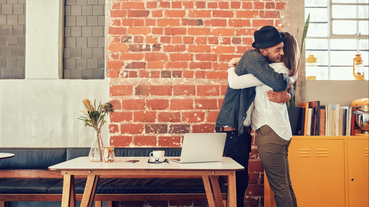 Going People-Centric: Competitive Leadership in Cyber