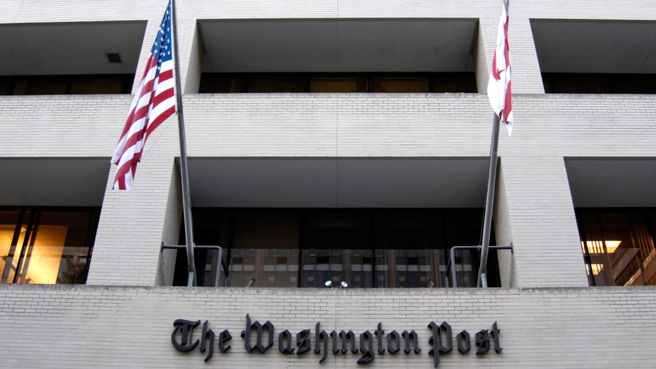 ワシントンDCにあるワシントン・ポスト新聞社の外観 ワシントンDCにあるワシントン・ポスト新聞社の外観