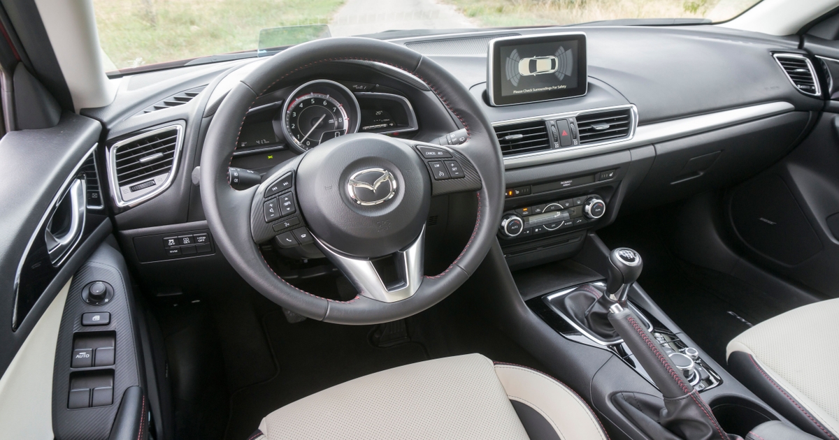 6 Infotainment Bugs Allow Mazdas to Be Hacked With USBs