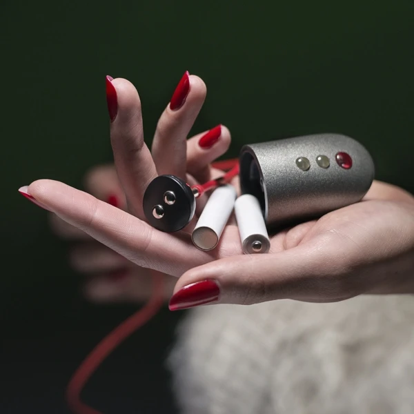 Fun Factory Hybrid Batteri Oplader Sæt 1