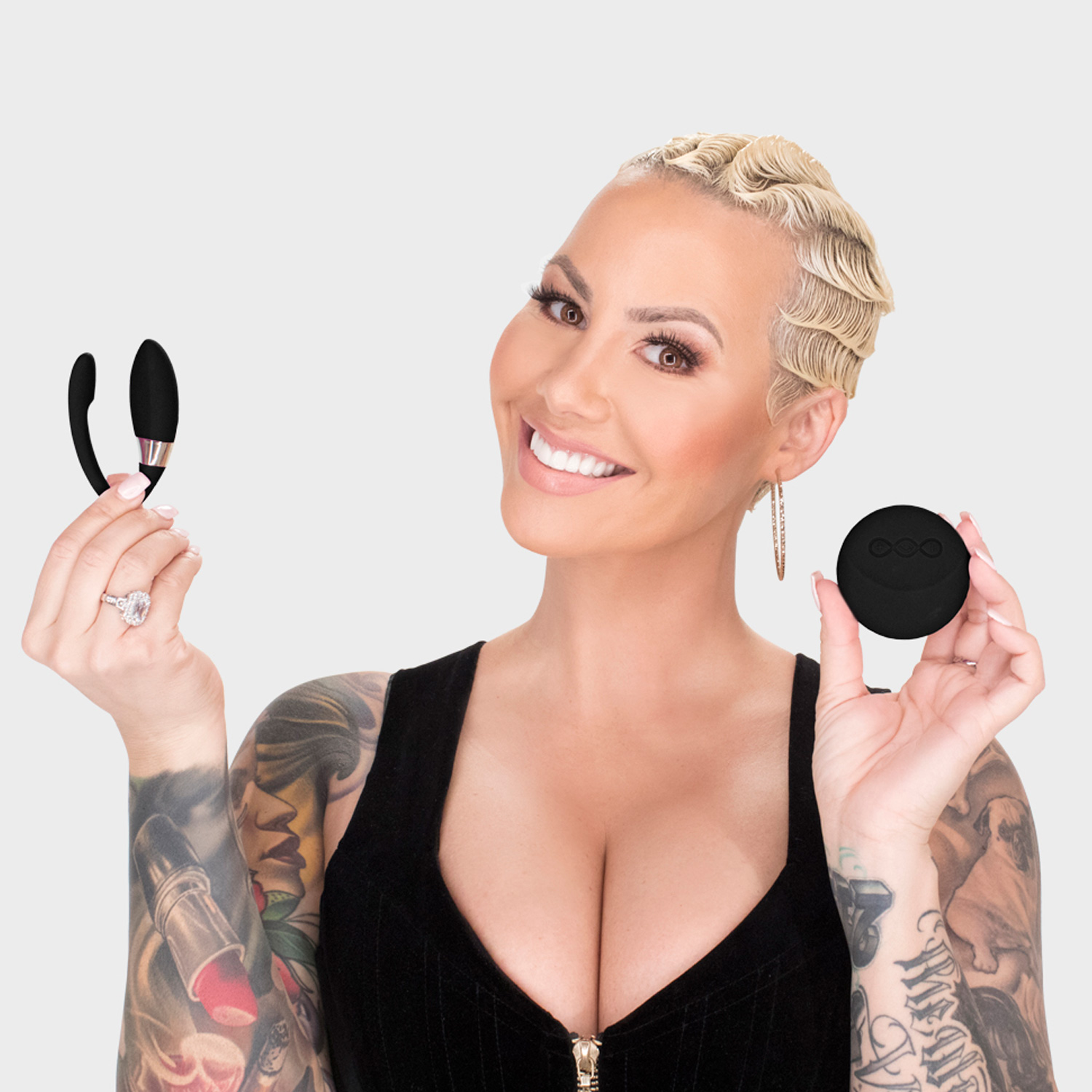 LELO Tiani Amber Rose Gold Parvibrator 1